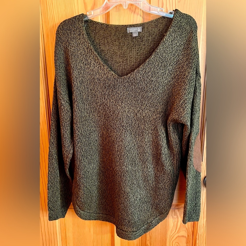Cupcake Army Green Marled V-Neck Sweater Elbow Patches Preppy Dark Academia SZ L